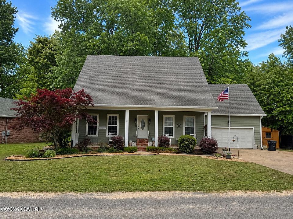 1st image of 28 Baymeadows Dr