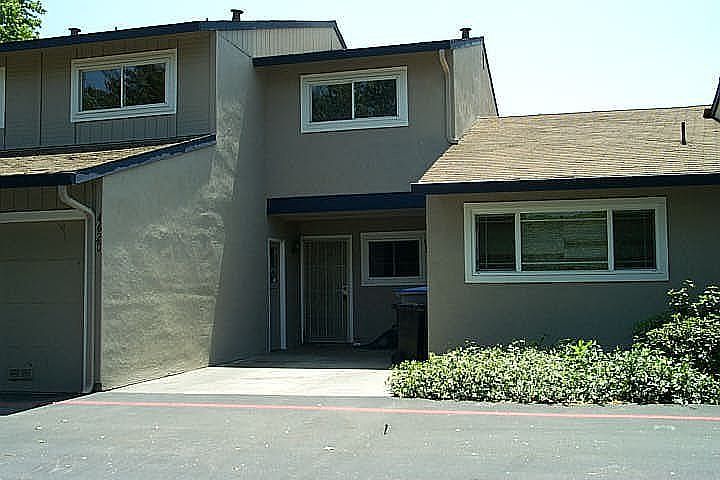 1st image of 4620 Japonica Way