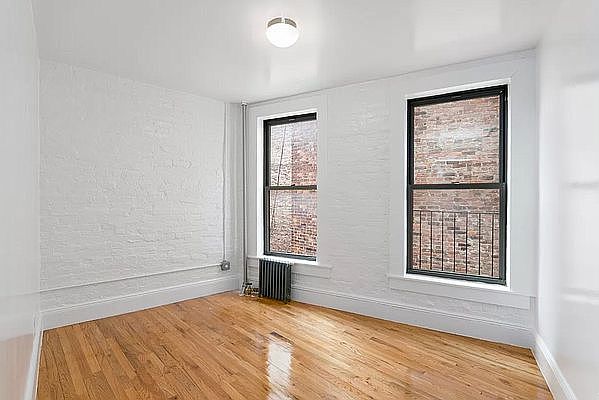 1st image of 733 Greenwich St #20