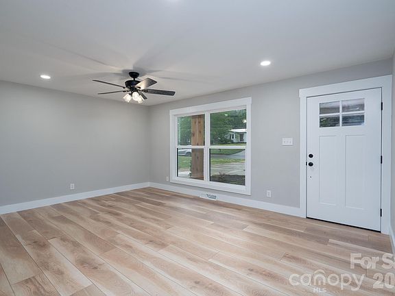 4th image of 719 Forest St NW