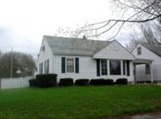 2300 S Pasfield St, Springfield, IL 62704