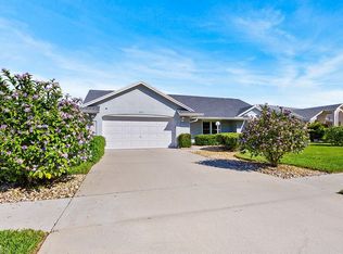 245 Marseille Dr, Naples, FL 34112