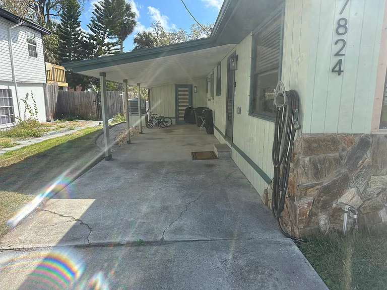 7824 Davis St — Photo 9