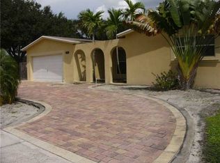 5200 SW 89th Ave, Cooper City, FL 33328