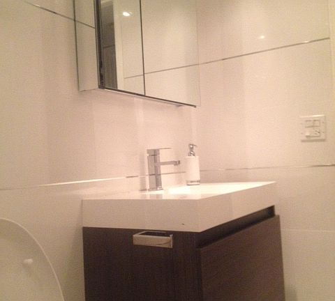 4th image of 1400 NE 54th St APT 301