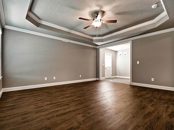 4th image of 3811 SW Capstone Ave