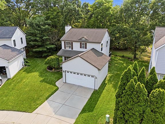 4th image of 608 Heritage Cir