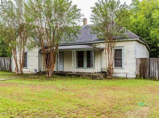 207 East St, Buda, TX 78610