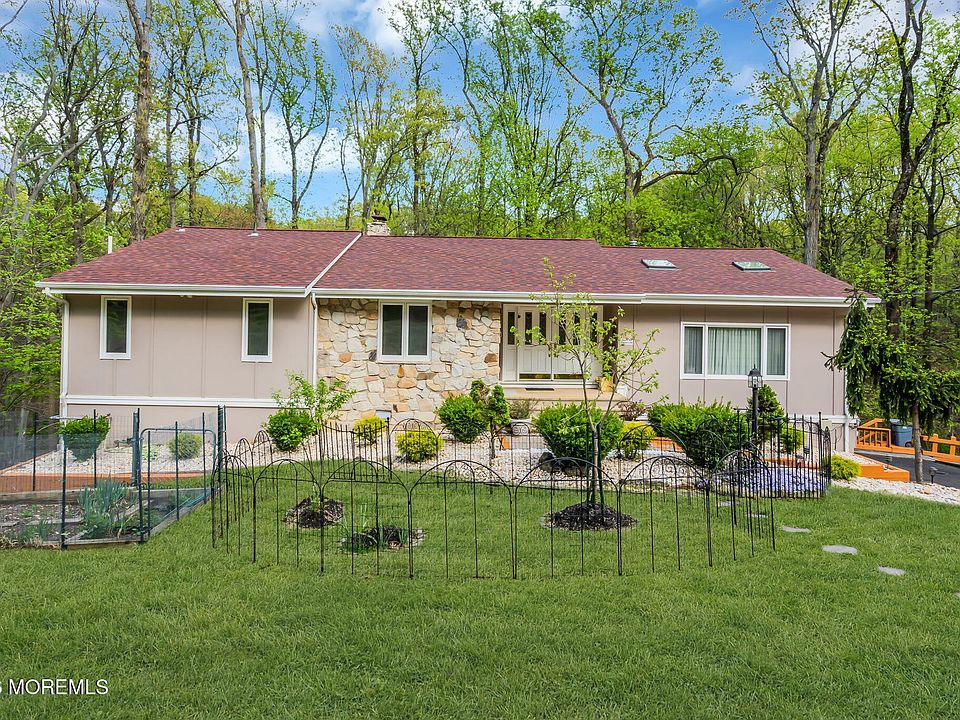 1st image of 30 Mount Drive