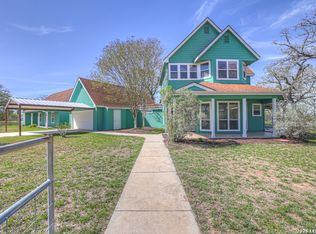 353 Jackson, Kingsbury, TX 78638