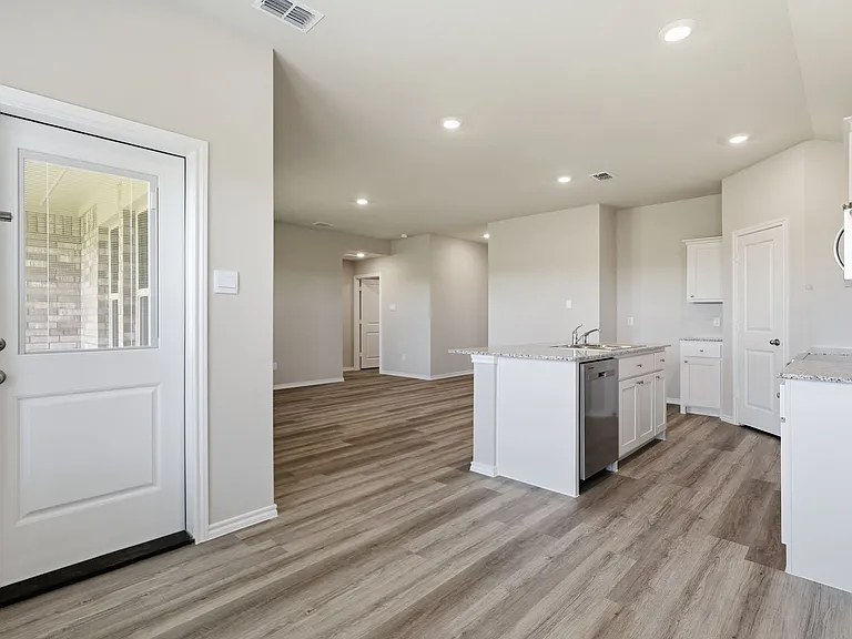 564 Mash Ln — Photo 4