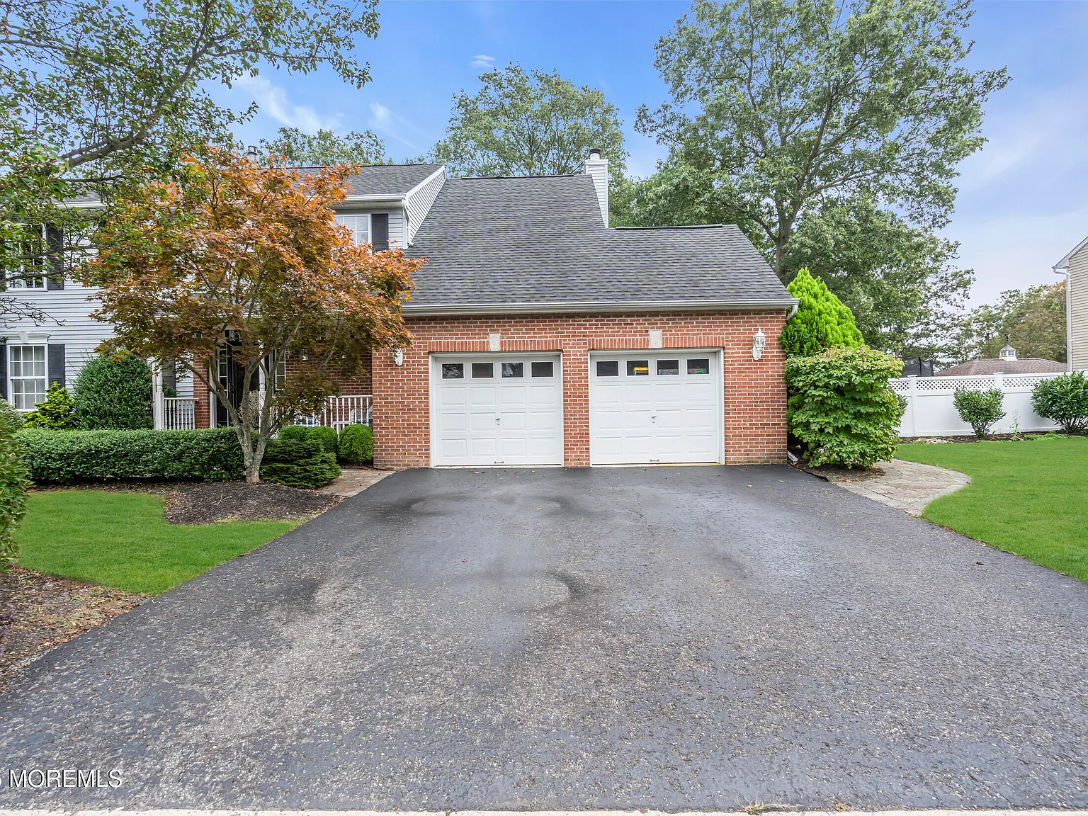 4 bed, 3.5 bath, 2232 sqft, $4,400 — Photo 1