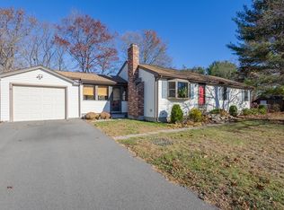 7 Rakeville Cir, Bellingham, MA 02019