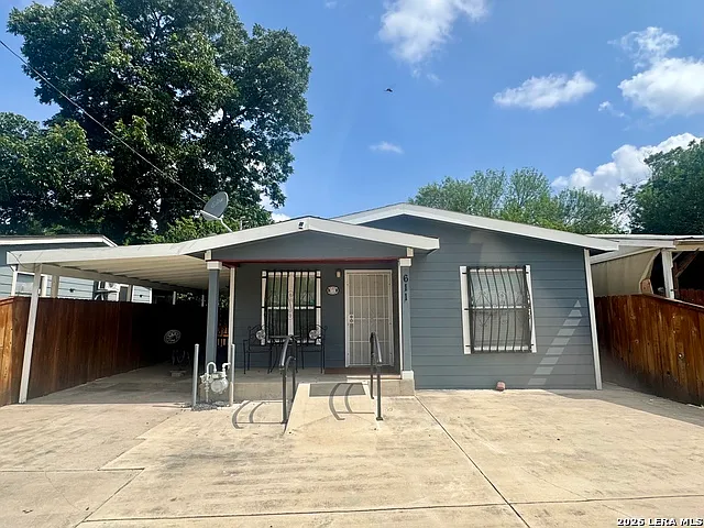 611 Brunswick Blvd — Photo 3