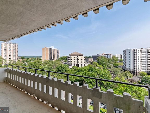 4th image of 6301 Stevenson Ave APT 1011