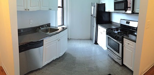2nd image of 4196 Gleane St