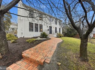 2505 N Kenilworth St, Arlington, VA 22207