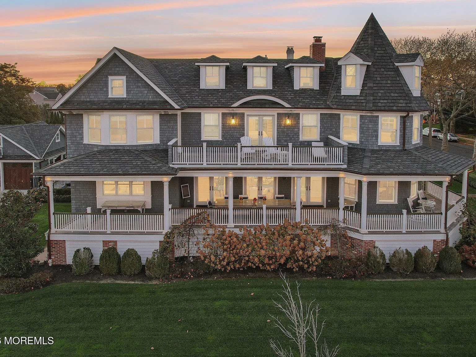 9 bed, 7.5 bath, 6511 sqft, $37,500 — Photo 1