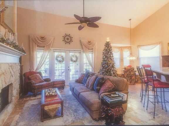 2nd image of 8413 Hollow Brook Cir
