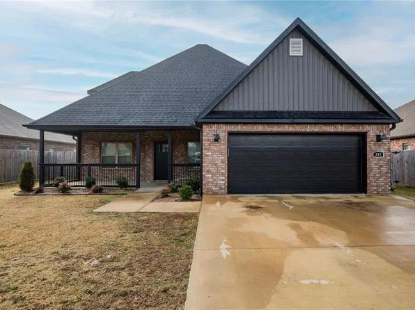 337 Ryder St, Gentry, AR 72734