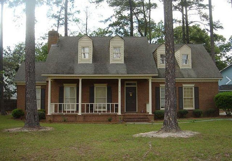 1st image of 110 Olde Towne Dr