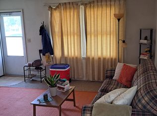 425 Bowery St #5, Iowa City, IA 52240