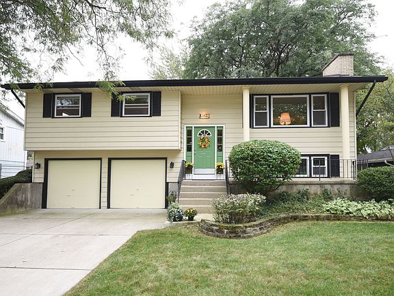 2nd image of 847 Pinehurst Ln