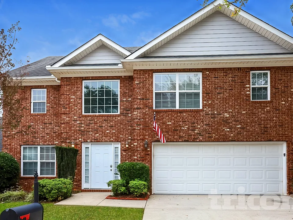 227 Long Dr