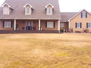 695 S 180th St, Pittsburg, KS 66762