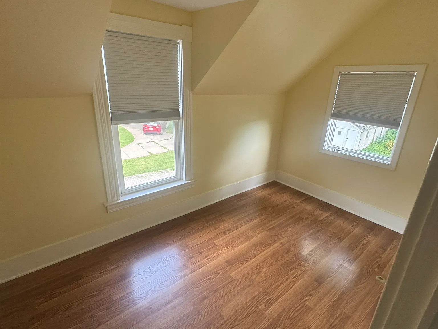 Apartment Rental — Photo 2