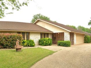 2400 Innisbrook Dr, Austin, TX 78747