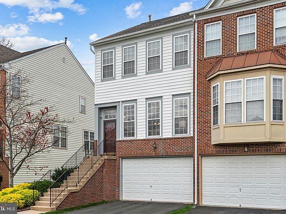 2nd image of 6813 Oregano Ln