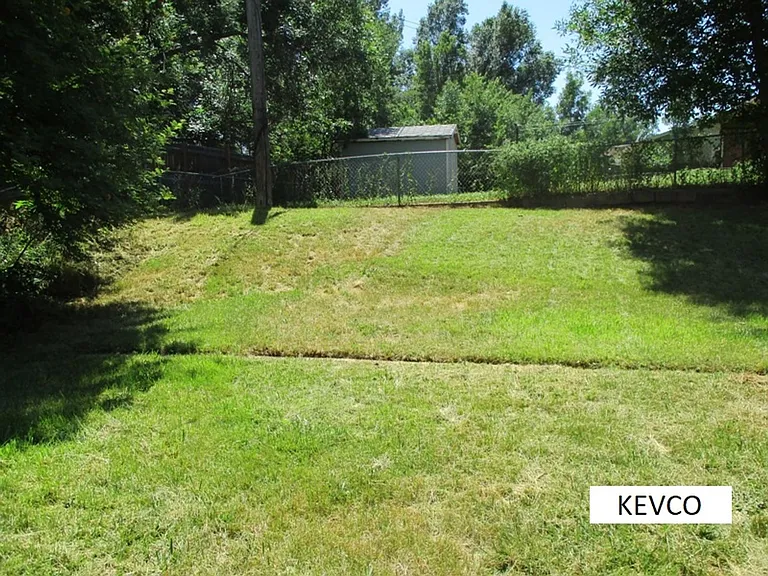 1400 Hillcrest Dr — Photo 22