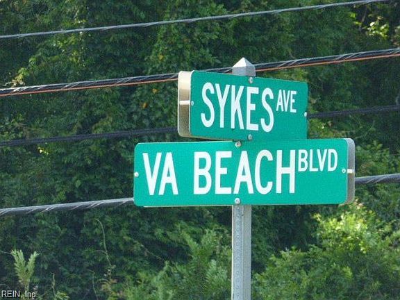 Turn into Sykes from Virginia Beach Blvd and it is the 8th corner home on the right! 