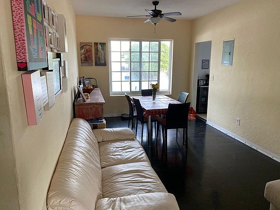 2nd image of 7840 Carlyle Ave APT 4