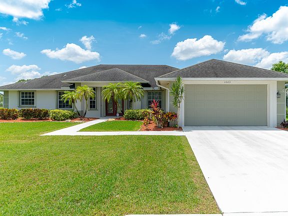 2nd image of 1063 SW Sand Oak Drive