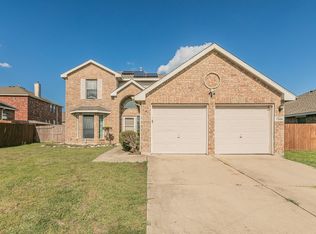 7205 Jurassic Dr, Arlington, TX 76002