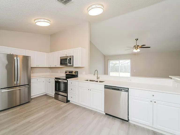 5537 Willow Bend Trl — Photo 9