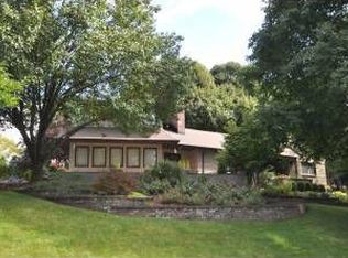33 Harvey Dr, Summit, NJ 07901