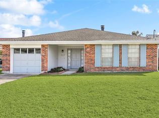 717 Park Ridge Dr, River Ridge, LA 70123