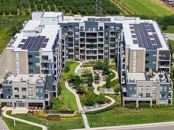 2nd image of 5055 Greenlane Rd #425