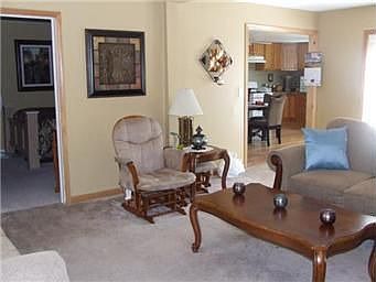 5th image of 6101 Sloan Ave