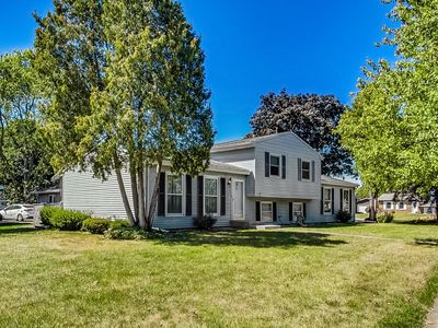 9911 Arthur Ct, Crown Point, IN, 46307