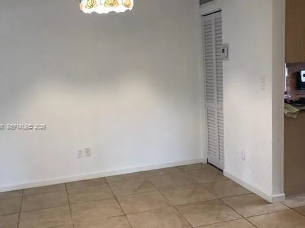 6713 SW 112th Ct #0, Miami, FL 33173