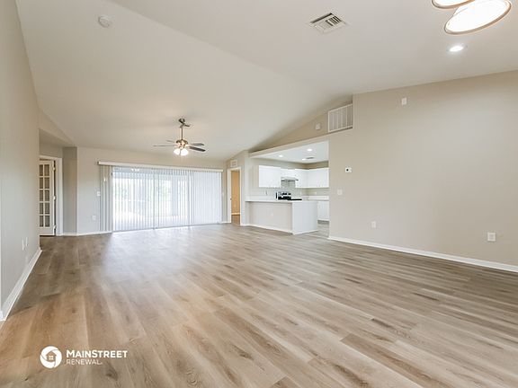 3rd image of 702 Yvonne Ave N 5-lot 5