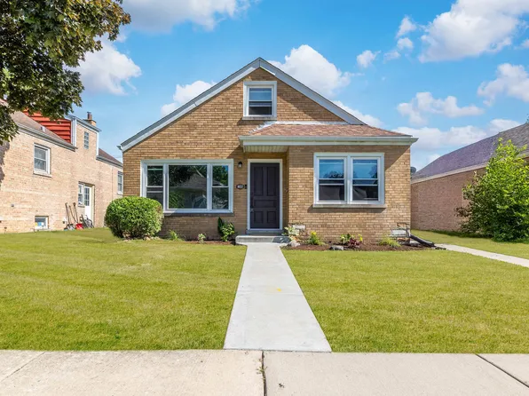 8022 42nd St, Lyons, IL 60534