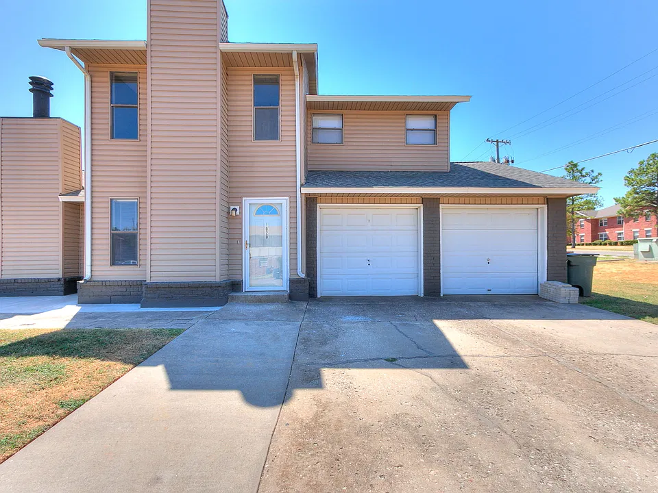 1020 Chowning Ave