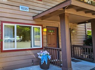 1035 SW Bertha Blvd APT 1, Portland, OR 97219