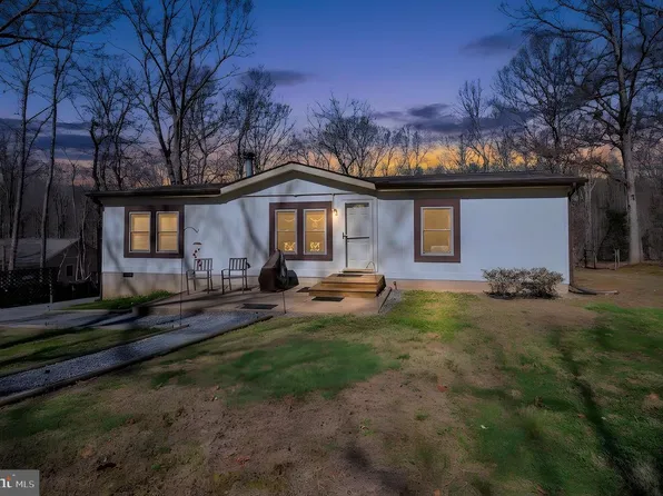 15109 Rose Valley Dr, Mineral, VA 23117