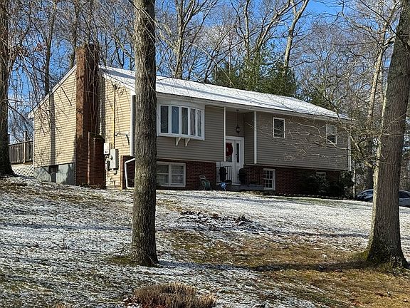 2nd image of 149 Thurber Ave